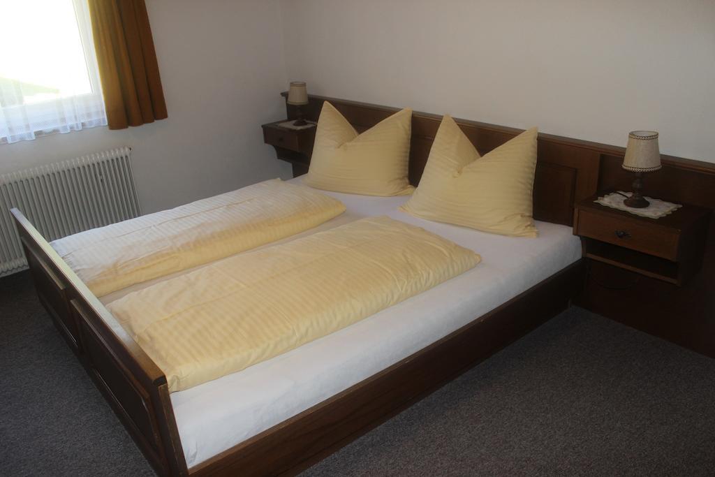 Haus Bergblick Apartment Bad Kleinkirchheim Room photo